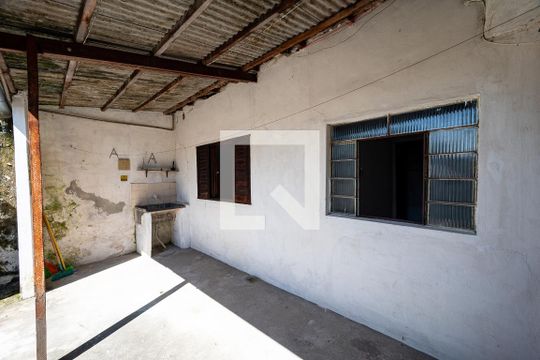 Lavanderia de casa para alugar com 3 quartos, 120m² em Vila Mira, São Paulo