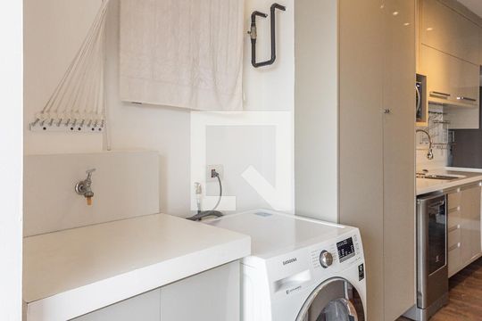 Área de Serviço de apartamento para alugar com 2 quartos, 87m² em Pinheiros, São Paulo