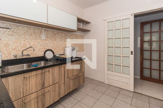 Cozinha e Área de Serviço de casa à venda com 4 quartos, 174m² em Jardim Sabará, Porto Alegre