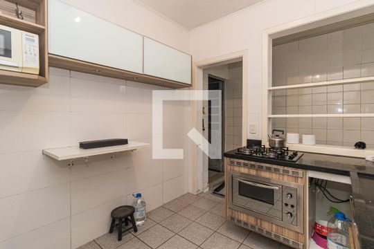 Cozinha e Área de Serviço de casa à venda com 4 quartos, 174m² em Jardim Sabará, Porto Alegre