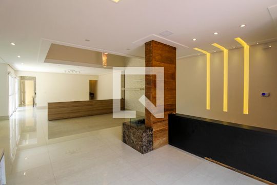 Casa à venda com 4 quartos, 300m² em Vila Prudente, São Paulo