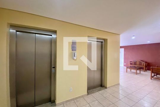 Área comum de apartamento à venda com 2 quartos, 56m² em Vila Bertioga, São Paulo