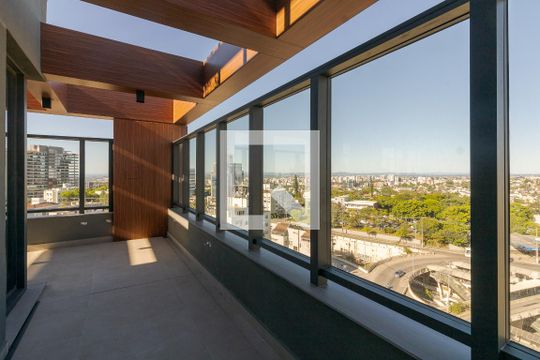Área comum de casa de condomínio à venda com 1 quarto, 30m² em Petrópolis, Porto Alegre
