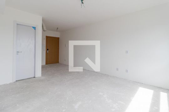 Sala/Quarto de casa de condomínio à venda com 1 quarto, 30m² em Petrópolis, Porto Alegre