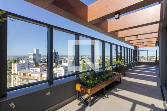 Terraço de kitnet/studio à venda com 1 quarto, 30m² em Petrópolis, Porto Alegre
