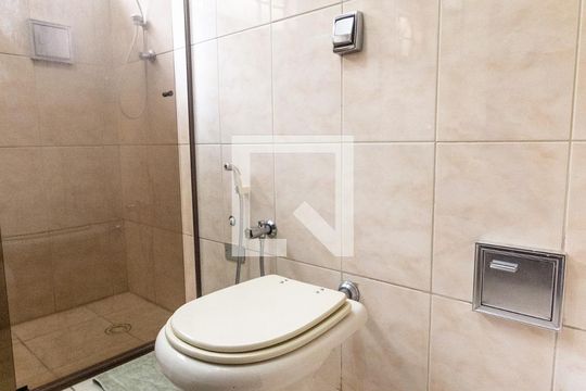Banheiro de casa à venda com 3 quartos, 170m² em Vila Isolina Mazzei, São Paulo
