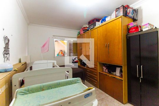 Quarto 1 de casa à venda com 2 quartos, 120m² em Conjunto Habitacional Águia de Haia, São Paulo