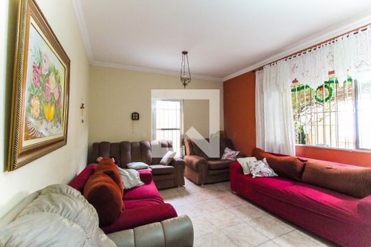 Sala de casa à venda com 2 quartos, 120m² em Conjunto Habitacional Águia de Haia, São Paulo