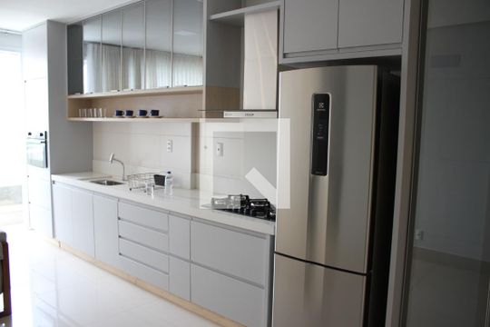 Cozinha de apartamento para alugar com 3 quartos, 77m² em Jardim das Esmeraldas, Goiânia