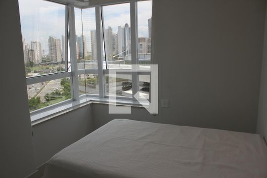 Quarto de apartamento para alugar com 3 quartos, 77m² em Jardim das Esmeraldas, Goiânia