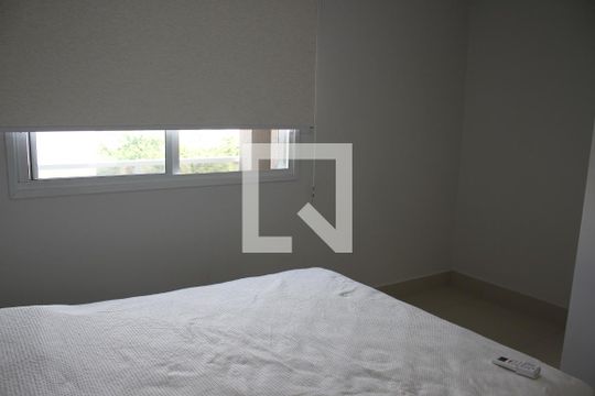 Quarto de apartamento para alugar com 3 quartos, 77m² em Jardim das Esmeraldas, Goiânia