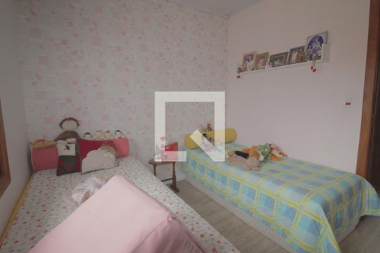 Quarto 2 de casa à venda com 2 quartos, 80m² em Mato Grande, Canoas
