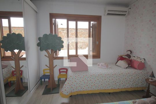 Quarto 2 de casa à venda com 2 quartos, 80m² em Mato Grande, Canoas