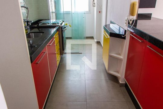 Cozinha de apartamento para alugar com 3 quartos, 78m² em Vila João Jorge, Campinas