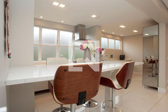 Sala de Jantar de apartamento para alugar com 3 quartos, 235m² em Auxiliadora, Porto Alegre