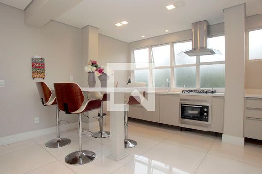 Sala de Jantar de apartamento para alugar com 3 quartos, 235m² em Auxiliadora, Porto Alegre