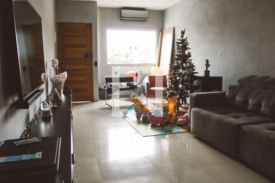 Casa à venda com 3 quartos, 174m² em Tucuruvi, São Paulo
