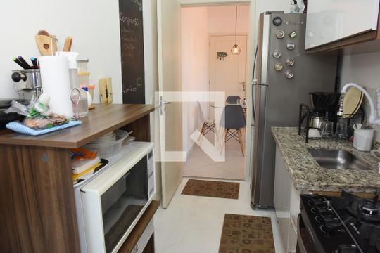 Cozinha de apartamento à venda com 2 quartos, 47m² em Jardim Ubirajara (Zona Sul), São Paulo