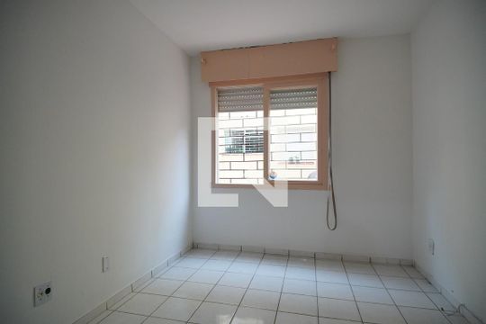 Apartamento para alugar com 2 quartos, 60m² em Passo da Areia, Porto Alegre
