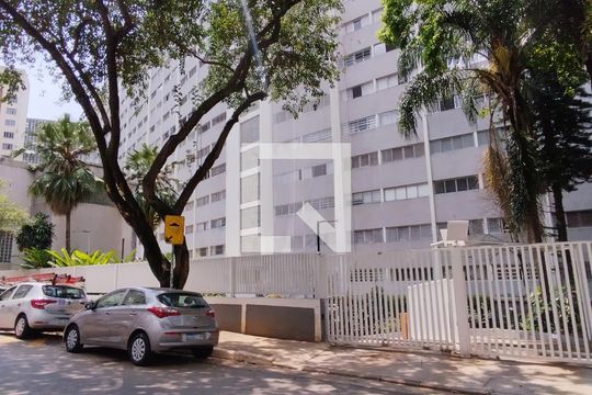 Fachada de apartamento para alugar com 2 quartos, 82m² em Bela Vista, São Paulo
