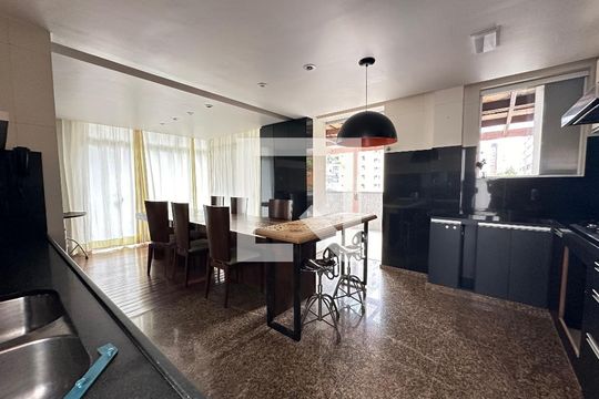 Cozinha de apartamento à venda com 4 quartos, 350m² em Lourdes, Belo Horizonte