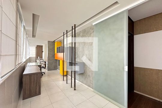 Cozinha de apartamento à venda com 4 quartos, 350m² em Lourdes, Belo Horizonte