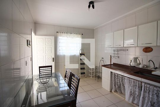 Cozinha de casa à venda com 4 quartos, 261m² em Jordanópolis, São Bernardo do Campo