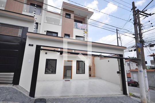 Fachada de casa à venda com 3 quartos, 110m² em Parque Vitoria, São Paulo