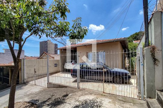 Fachada de casa à venda com 3 quartos, 252m² em Sacomã, São Paulo