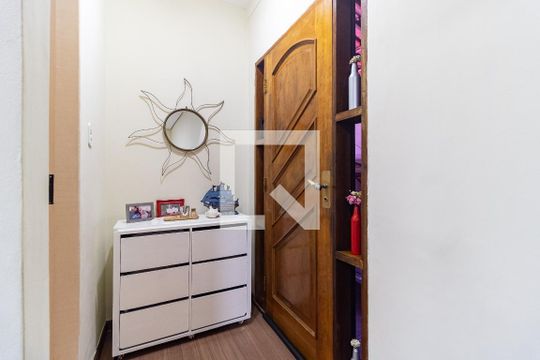 Entrada  de casa à venda com 3 quartos, 252m² em Sacomã, São Paulo