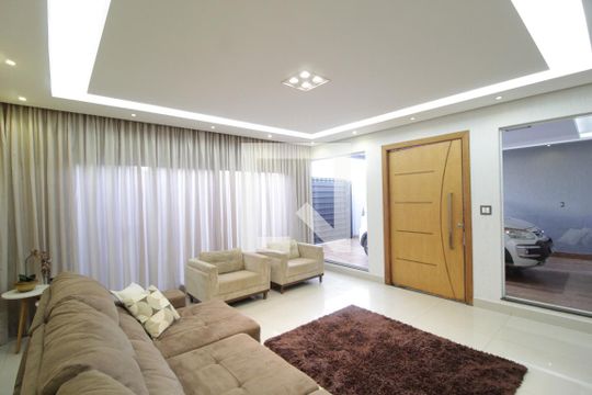 Sala de casa para alugar com 3 quartos, 250m² em Jardim Inconfidência, Uberlândia