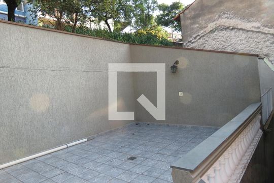 Quintal do Fundo de casa para alugar com 3 quartos, 549m² em Vila Comercial, São Paulo