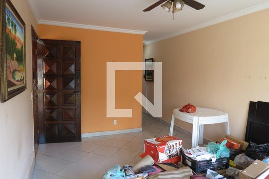 Sala de casa para alugar com 3 quartos, 549m² em Vila Comercial, São Paulo