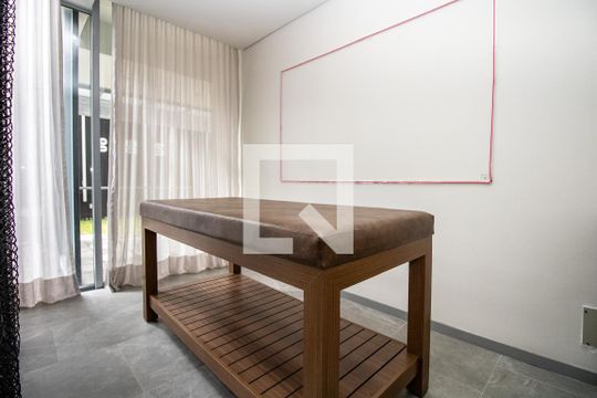 Área comum - Sala de massagem  de kitnet/studio à venda com 1 quarto, 21m² em Indianópolis, São Paulo