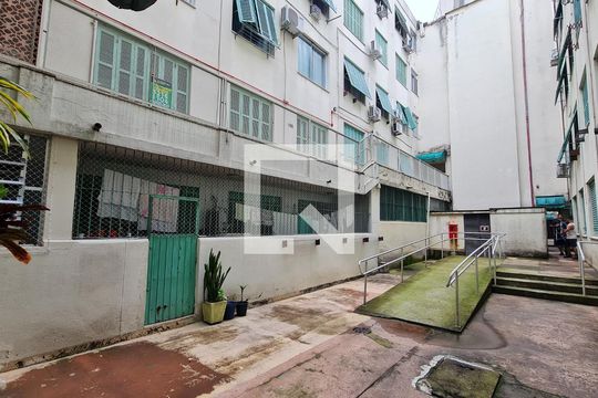 Fachada do Prédio de apartamento à venda com 2 quartos, 64m² em São João, Porto Alegre