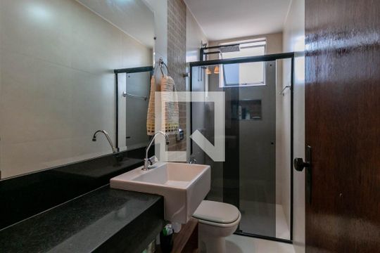 Banheiro Social de apartamento à venda com 3 quartos, 130m² em Padre Eustáquio, Belo Horizonte