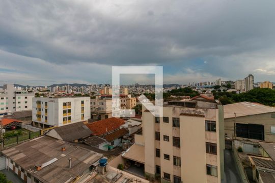 Vista de apartamento à venda com 3 quartos, 130m² em Padre Eustáquio, Belo Horizonte