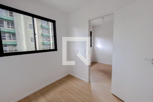 Quarto 1 de kitnet/studio à venda com 2 quartos, 33m² em Sé, São Paulo