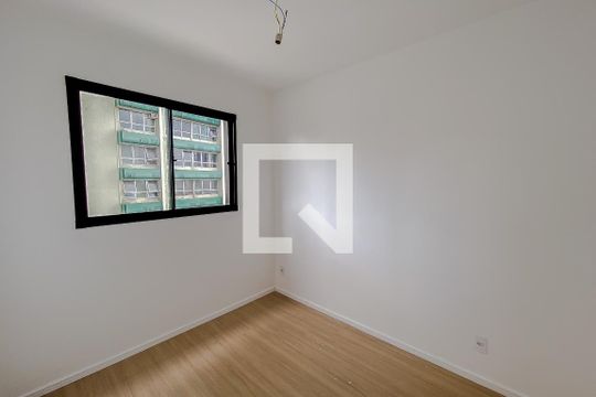 Quarto 2 de kitnet/studio à venda com 2 quartos, 33m² em Sé, São Paulo