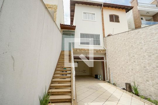 Garagem de casa à venda com 3 quartos, 158m² em Jardim Textil, São Paulo