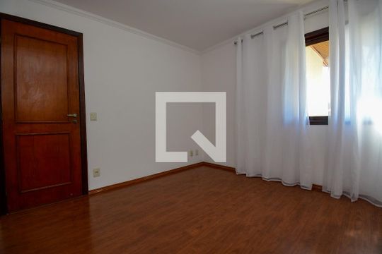 Suite 3 de casa de condomínio para alugar com 5 quartos, 450m² em Parque Terra Nova Ii, São Bernardo do Campo