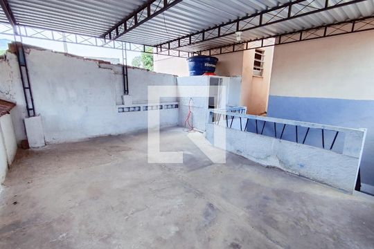Terraço de casa para alugar com 2 quartos, 80m² em Quintino Bocaiuva, Rio de Janeiro