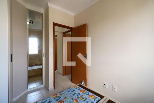 Quarto 1 de apartamento para alugar com 2 quartos, 53m² em Vila Alpina, Santo André