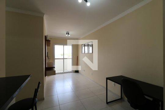 Sala de apartamento para alugar com 2 quartos, 53m² em Vila Alpina, Santo André