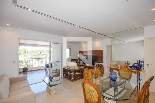 Sala de apartamento para alugar com 2 quartos, 82m² em Vila Suzana, São Paulo