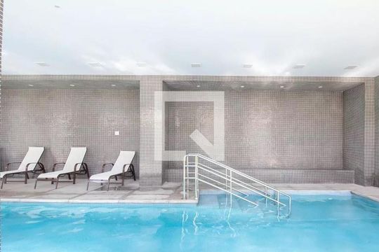 Área comum - Piscina Aquecida de kitnet/studio à venda com 1 quarto, 45m² em Petrópolis, Porto Alegre