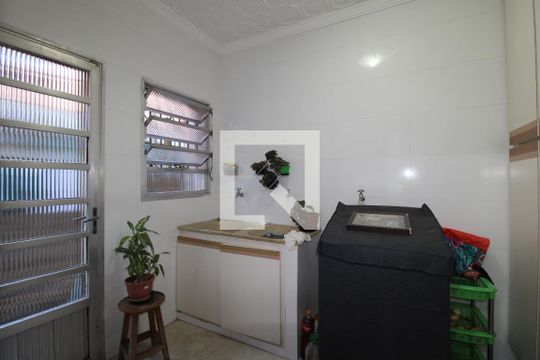 Área de Serviço de casa à venda com 3 quartos, 240m² em Penha de França, São Paulo