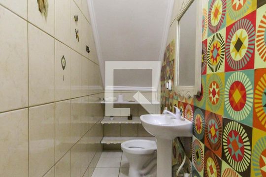 Banheiro da Garagem de casa para alugar com 4 quartos, 500m² em Vila Prudente, São Paulo