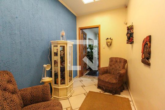 Hall de casa para alugar com 4 quartos, 500m² em Vila Prudente, São Paulo