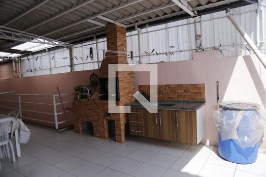 Churrasqueira de casa à venda com 2 quartos, 100m² em Jardim Antártica, São Paulo